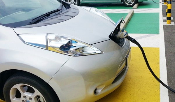 電気自動車