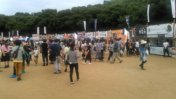 大阪城公園の「太陽の広場」